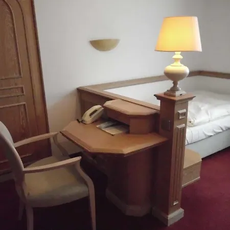 Hotel Stern By Empa