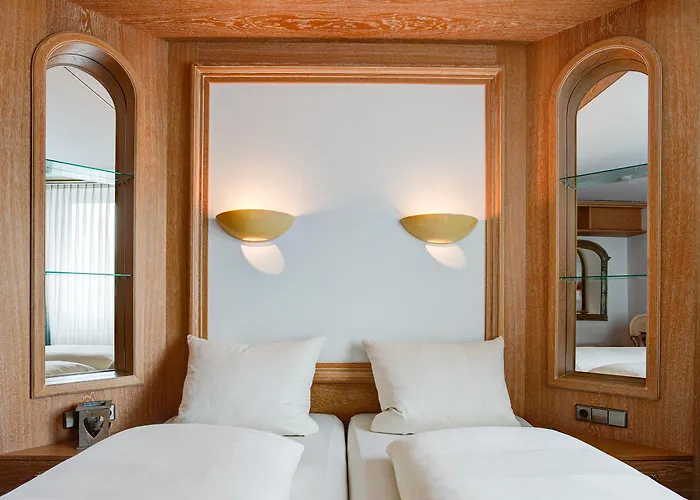 Centro Stern Hotel 3*