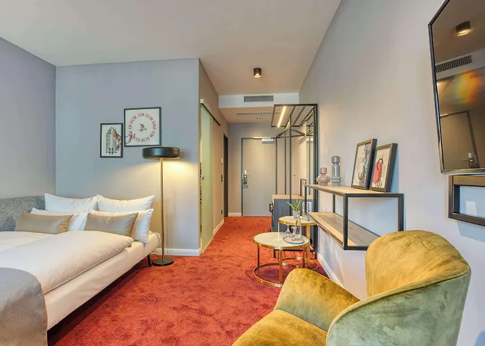 Centro Stern Hotel 3*