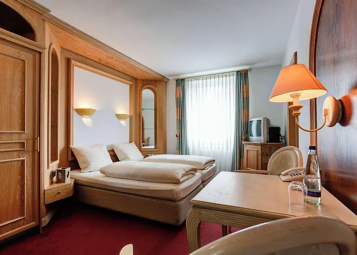 Centro Stern Hotel 3*